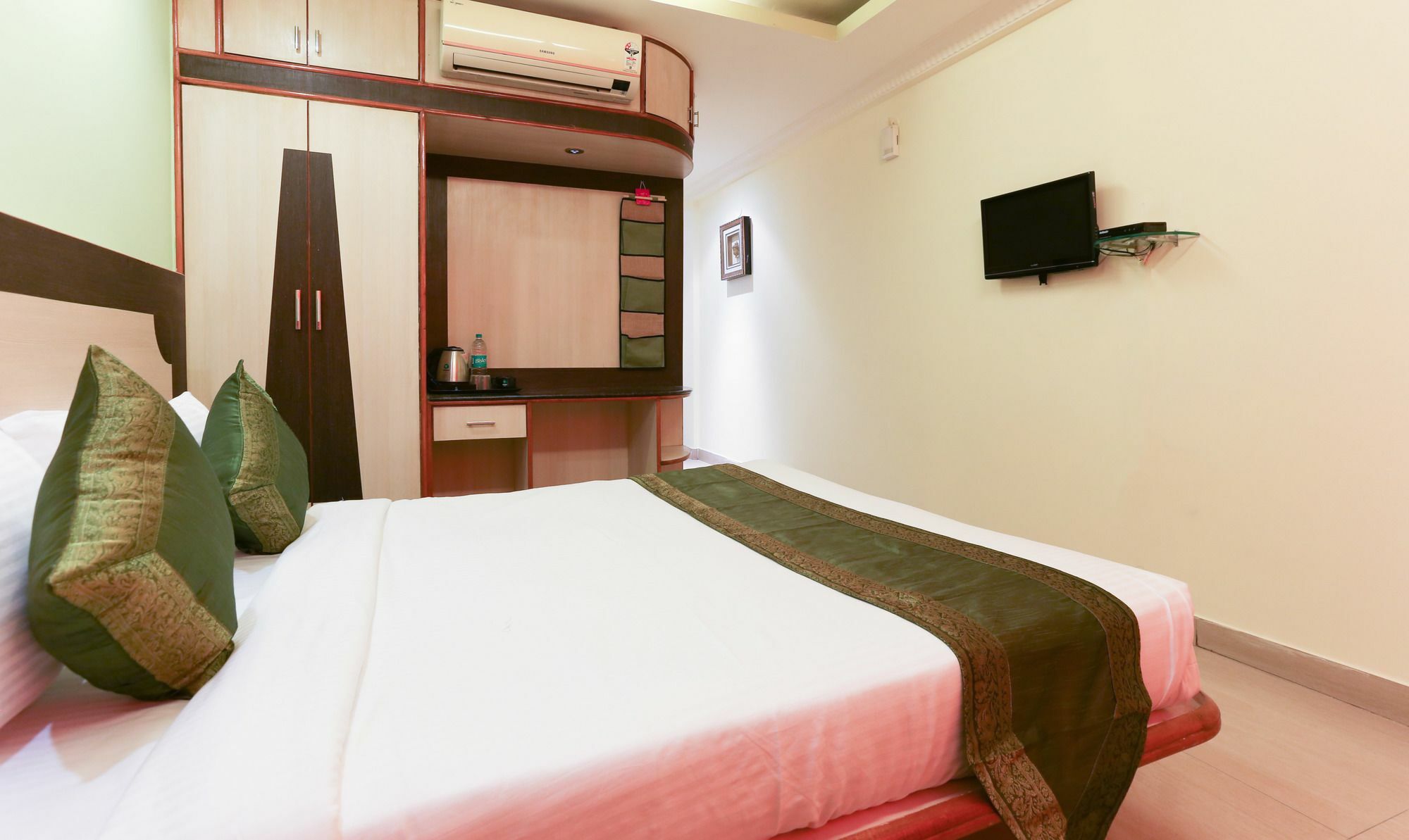 Treebo Trip Grand Regency Otel Bangalore Dış mekan fotoğraf