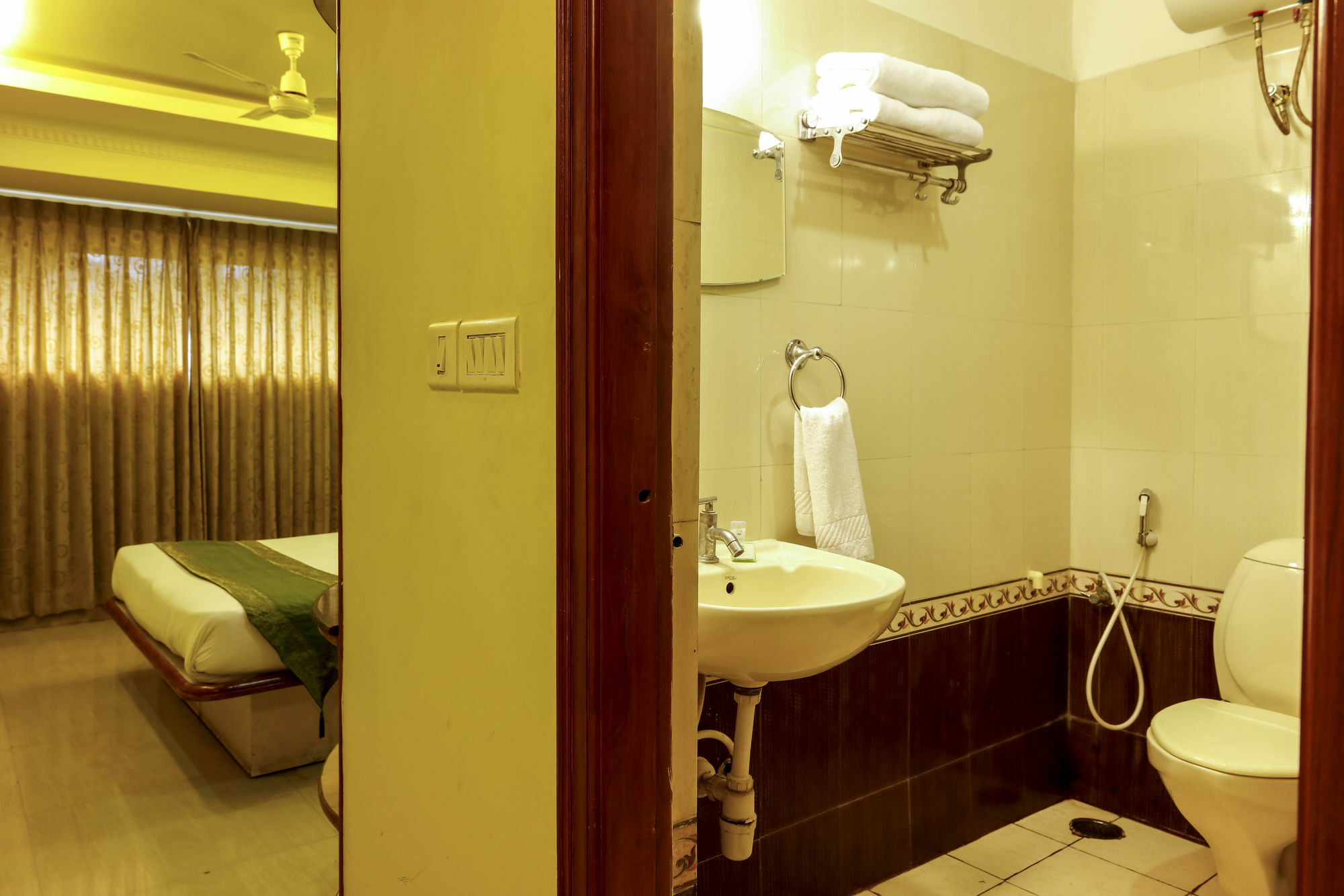 Treebo Trip Grand Regency Otel Bangalore Dış mekan fotoğraf