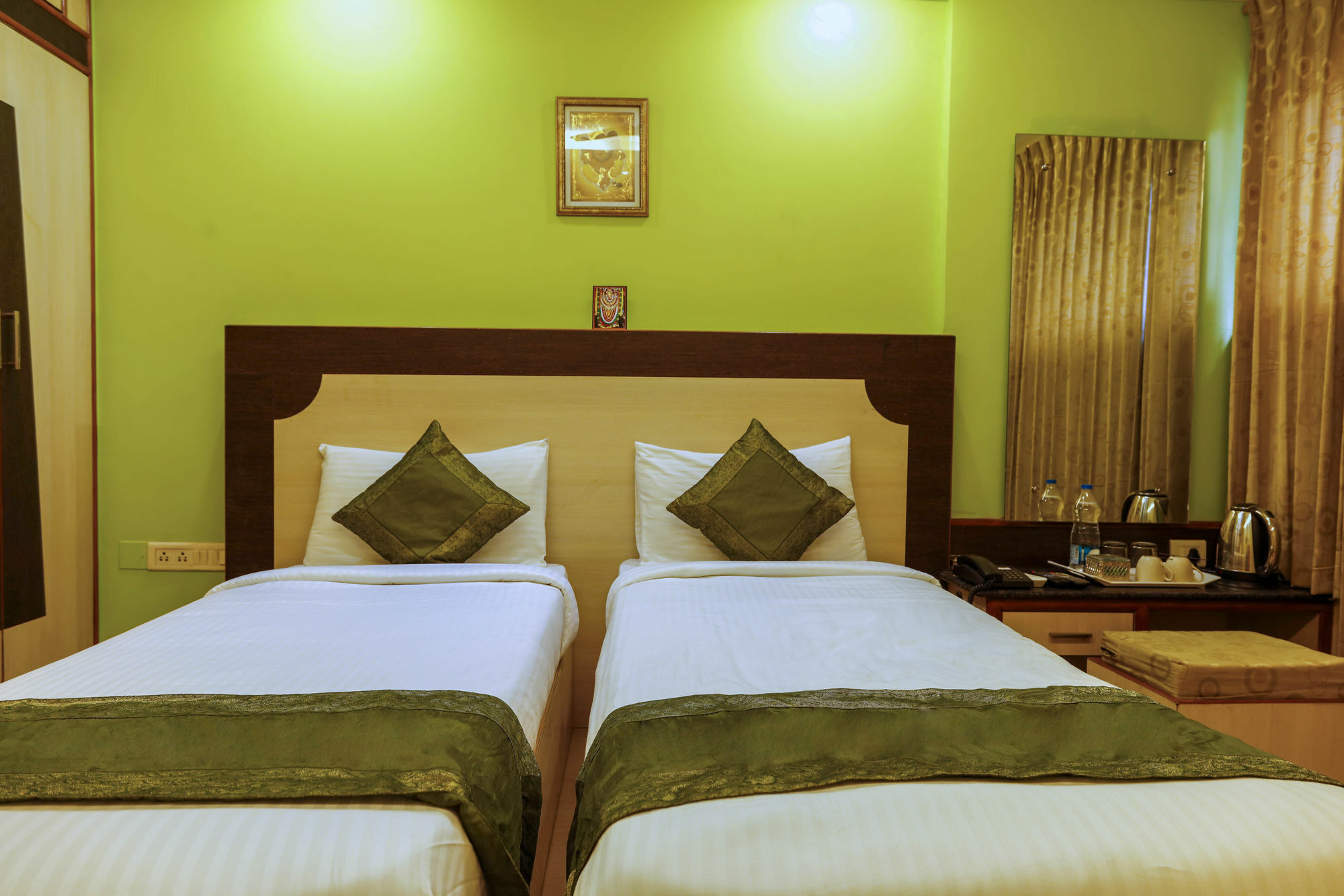 Treebo Trip Grand Regency Otel Bangalore Dış mekan fotoğraf